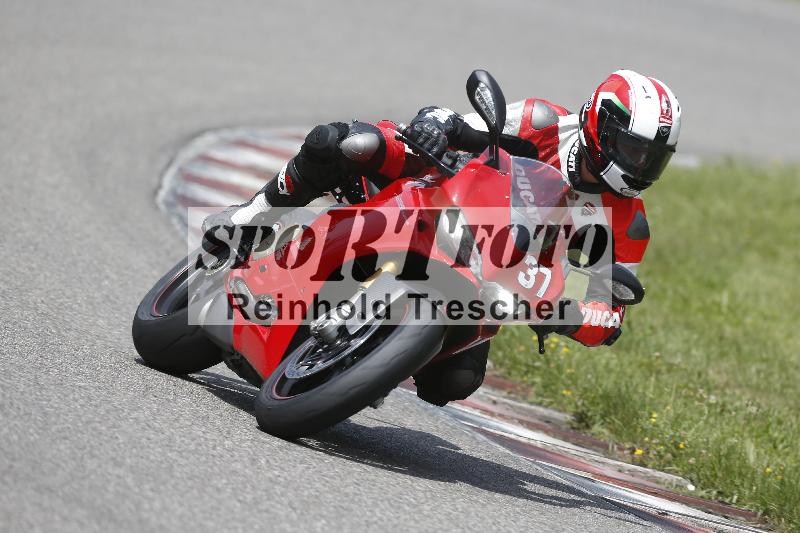 /27 12.06.2025 Ducati Schweiz Trackday Warmup  ADR/gruen-vert/37